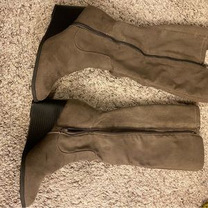 STYLE & CO. WOMENS WYNTERR FAUX SUEDE TALL WEDGE BOOTS Size 8M